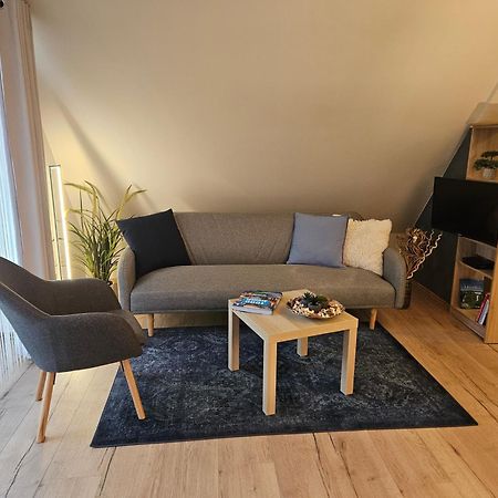 Otium Wellness Apartmanház Balatonakarattya Exterior foto