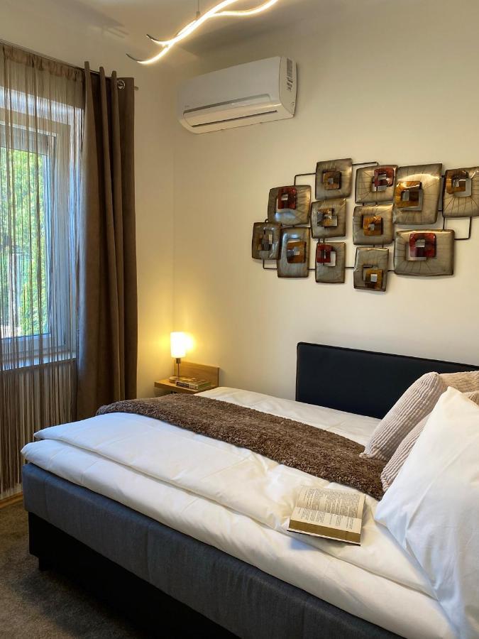 Otium Wellness Apartmanház Balatonakarattya Exterior foto